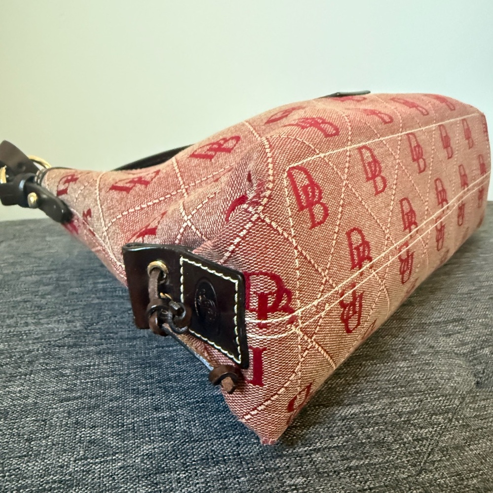 Dooney & Bourke Red and Black Logo Shoulder Bag - Picture 3 of 10